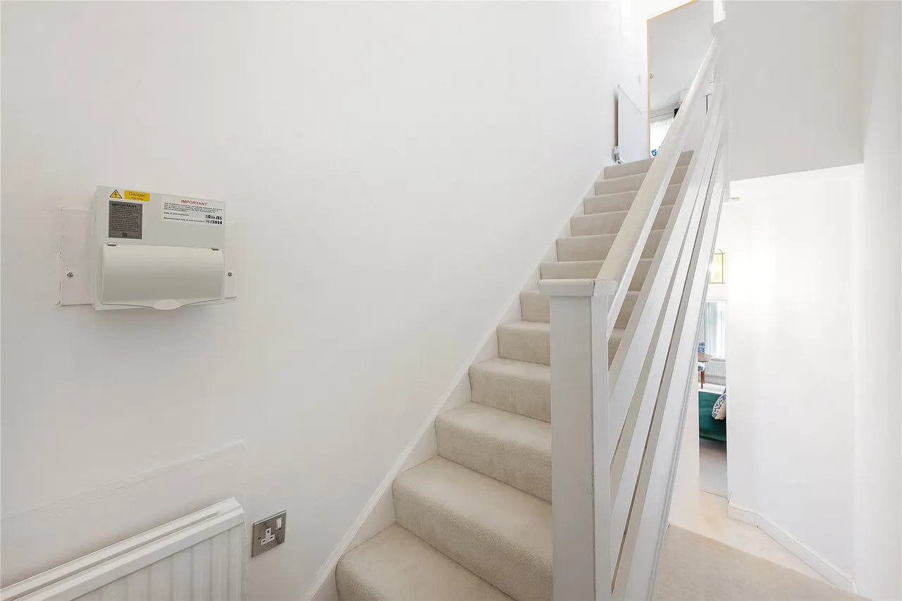 Nevern Square, London, SW5, photo 8