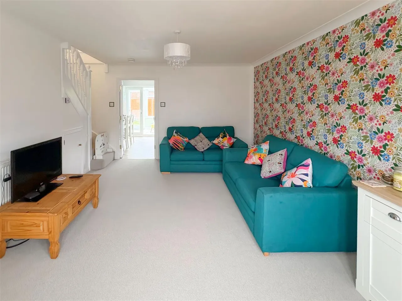Blenheim Drive, Rustington, photo 5