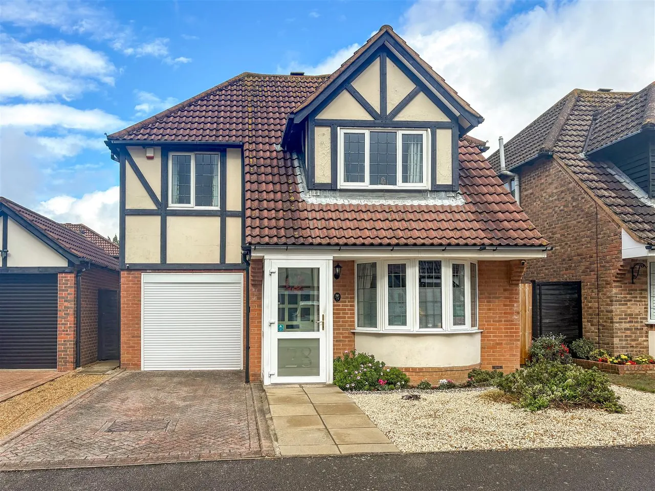 4 bed house for sale, Blenheim Drive, Rustington