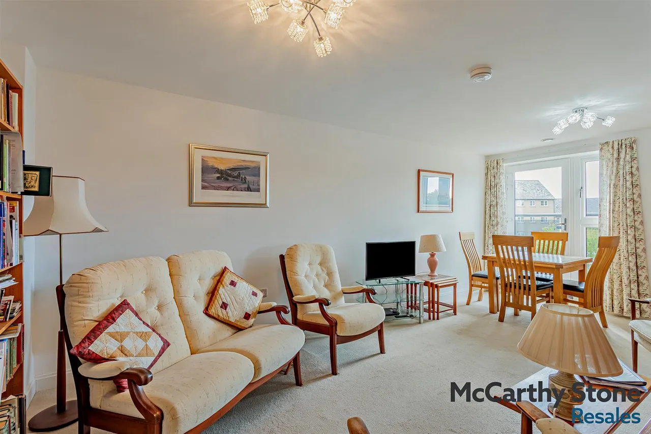 High Street, Great Cambourne, CB23, photo 3