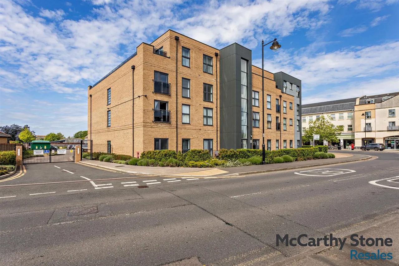 High Street, Great Cambourne, CB23, photo 24