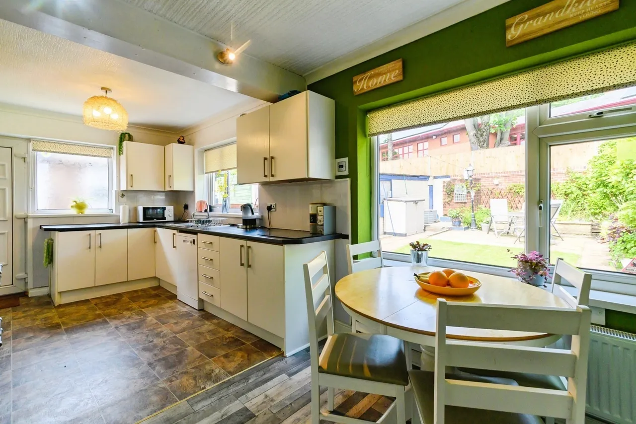 Rothesay Road, Pendlebury, Swinton, Manchester, M27, photo 4