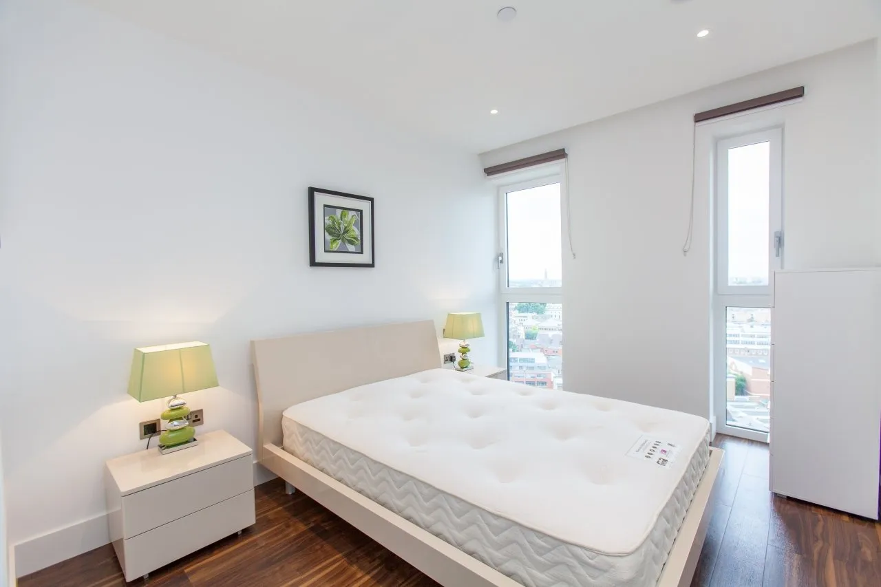 Wiverton Tower, New Drum Street, Aldgate, London, E1, photo 4
