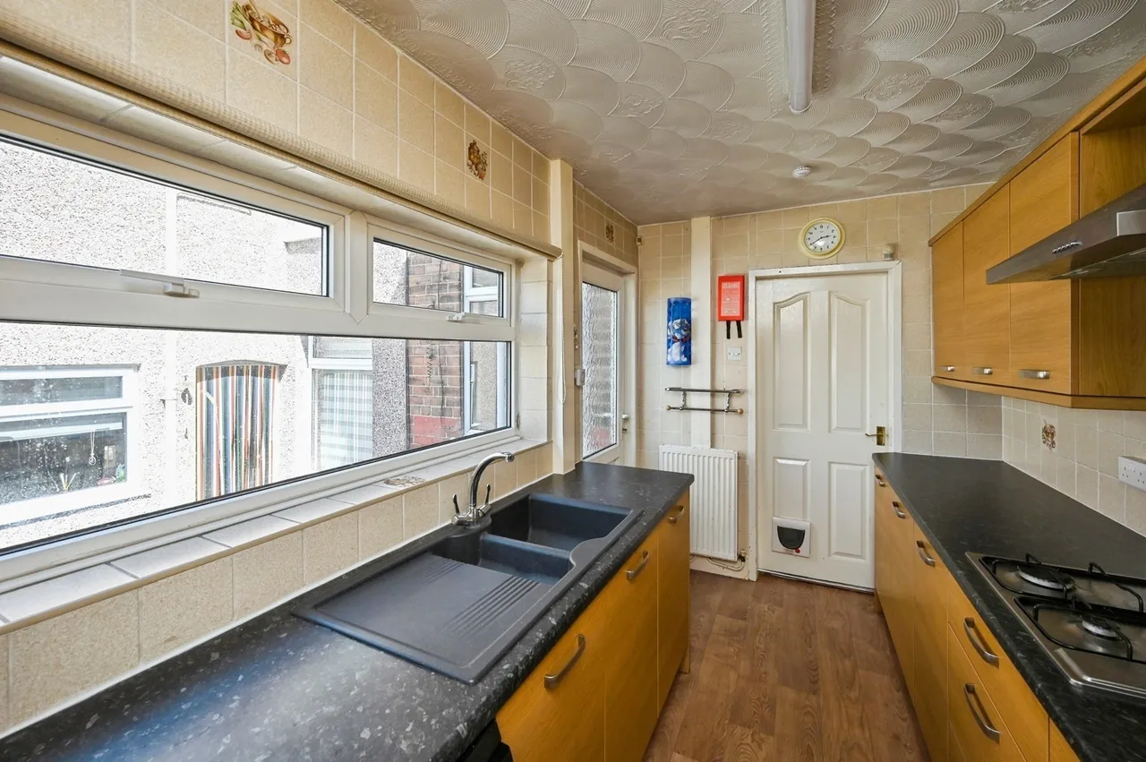 Osbourne Street, Kirkby-in-Ashfield, Nottingham, Nottinghamshire, NG17, photo 4