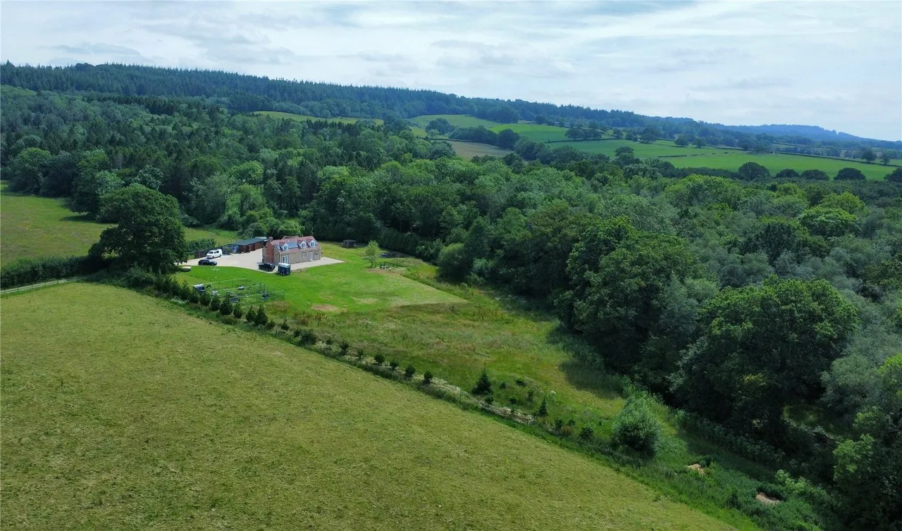 3 bed house for sale — Gare Hill, Frome, Somerset, BA11 5EZ