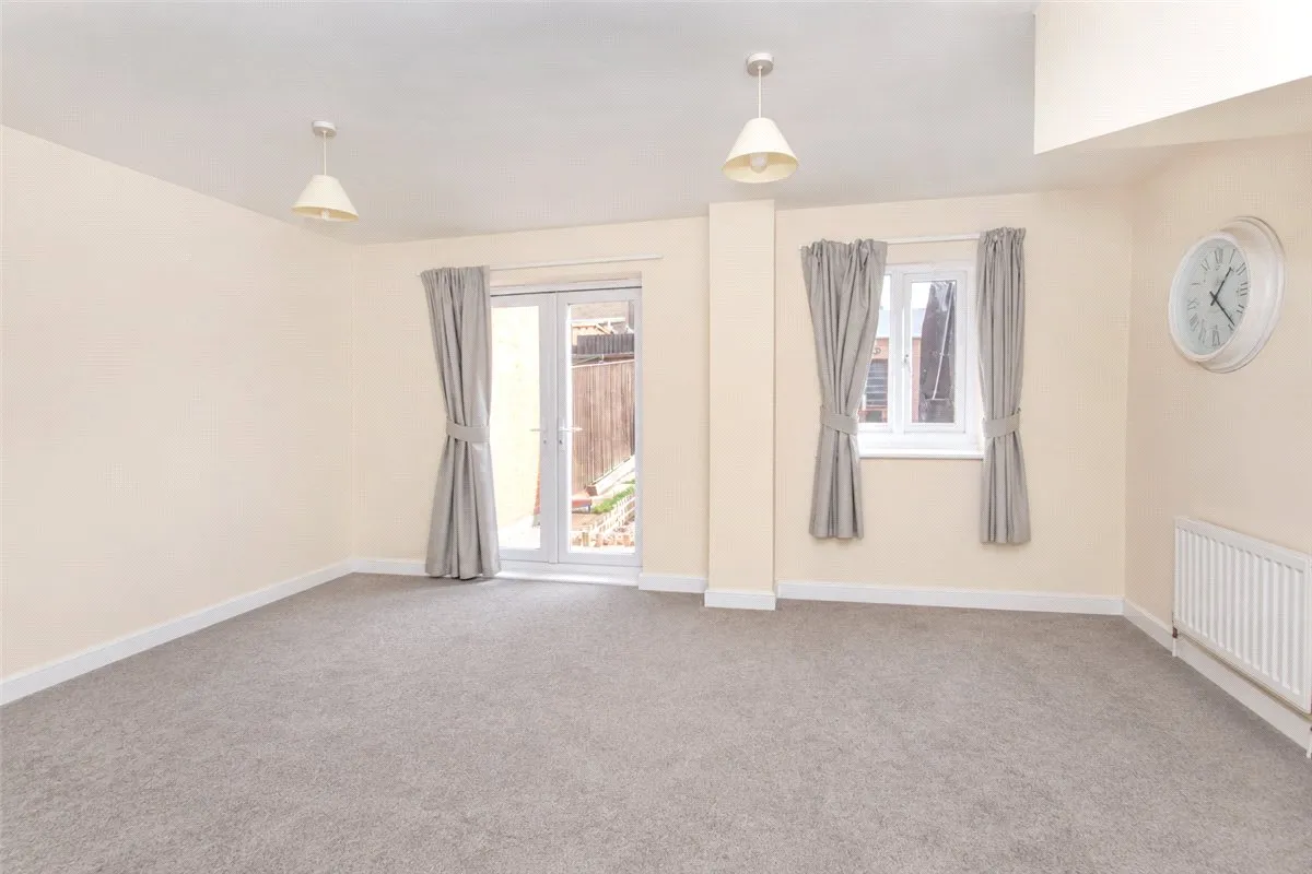 Bracken Way, Harworth, DN11, photo 3
