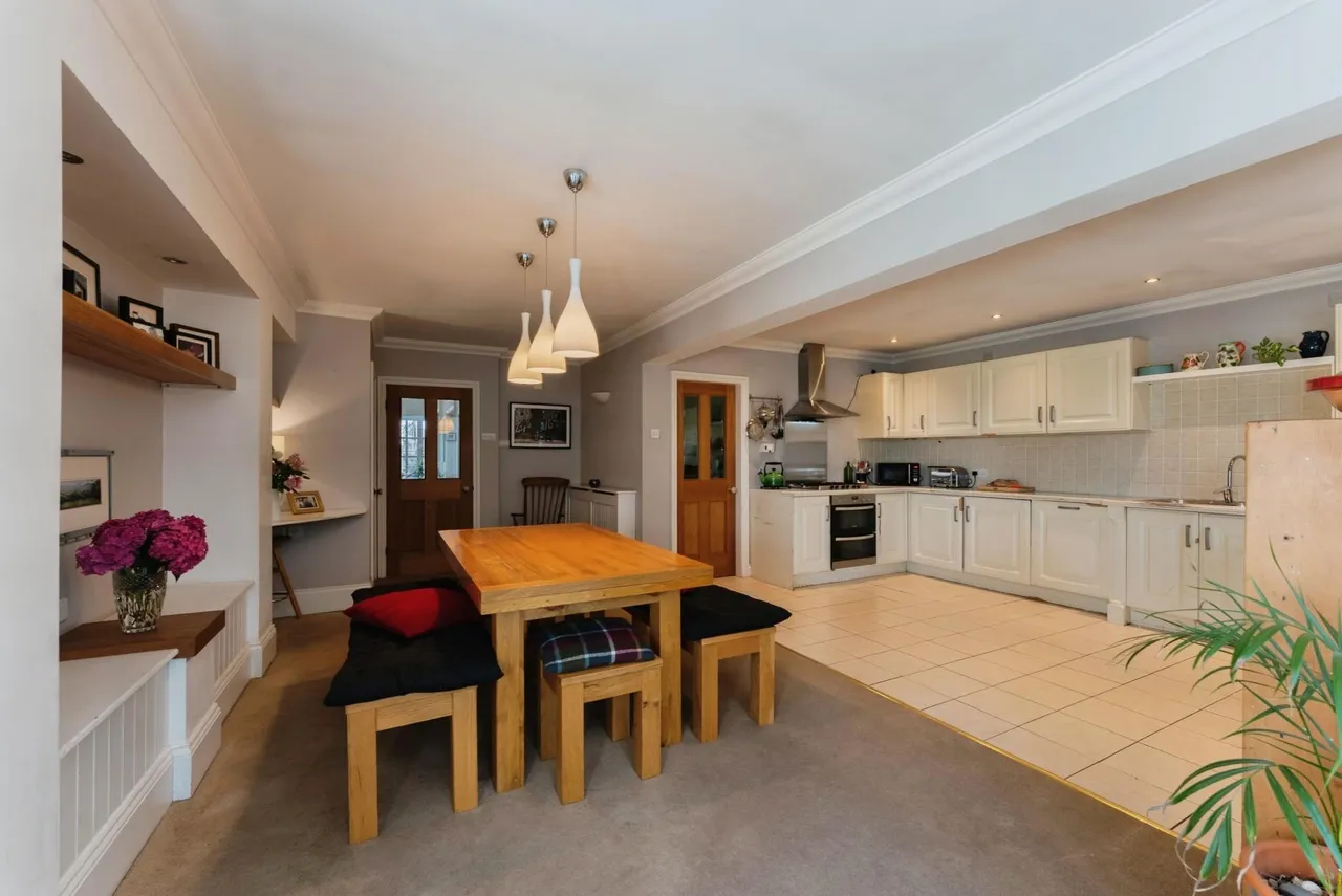 Woodfall Lane, Little Neston, CH64, photo 4