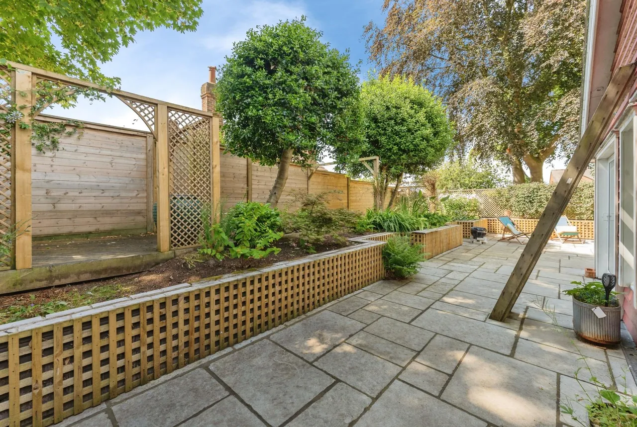Woodfall Lane, Little Neston, CH64, photo 17