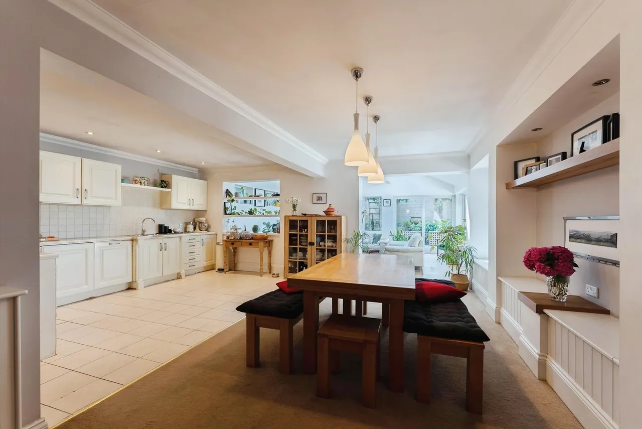 Woodfall Lane, Little Neston, CH64, photo 5