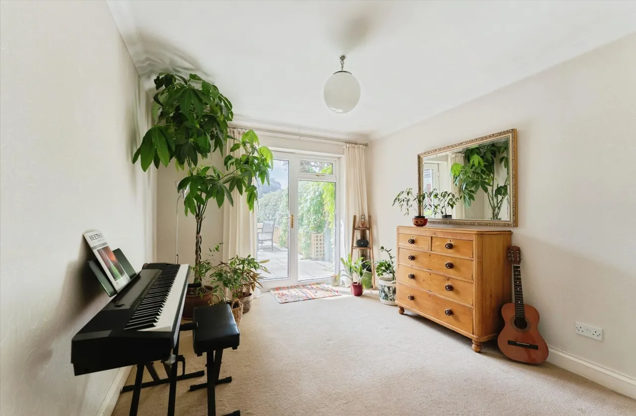 Woodfall Lane, Little Neston, CH64, photo 8