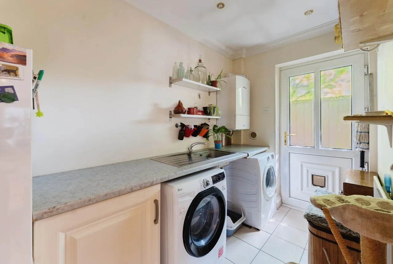 Woodfall Lane, Little Neston, CH64, photo 13