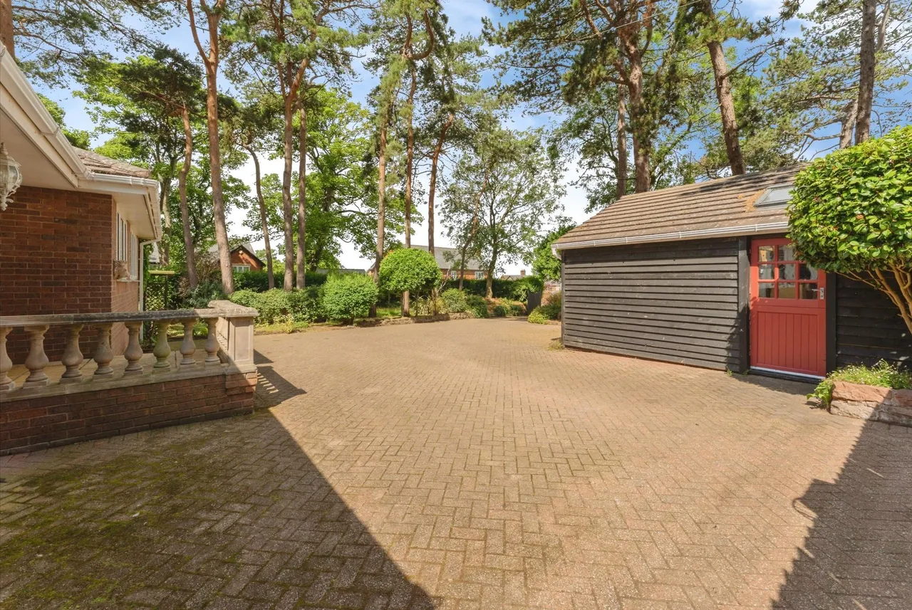 Woodfall Lane, Little Neston, CH64, photo 14