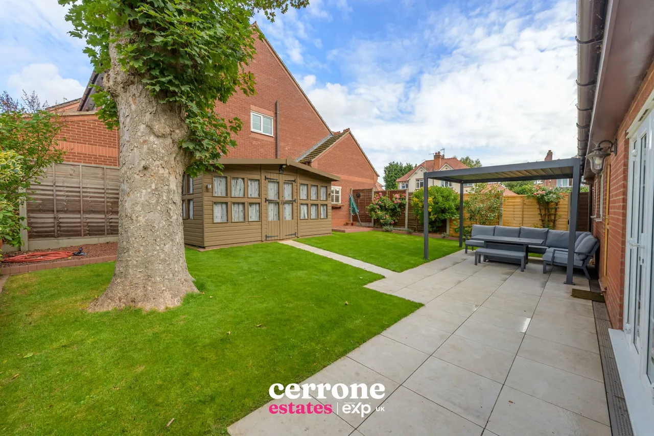 Willow Road, Bromsgrove, B61, photo 25