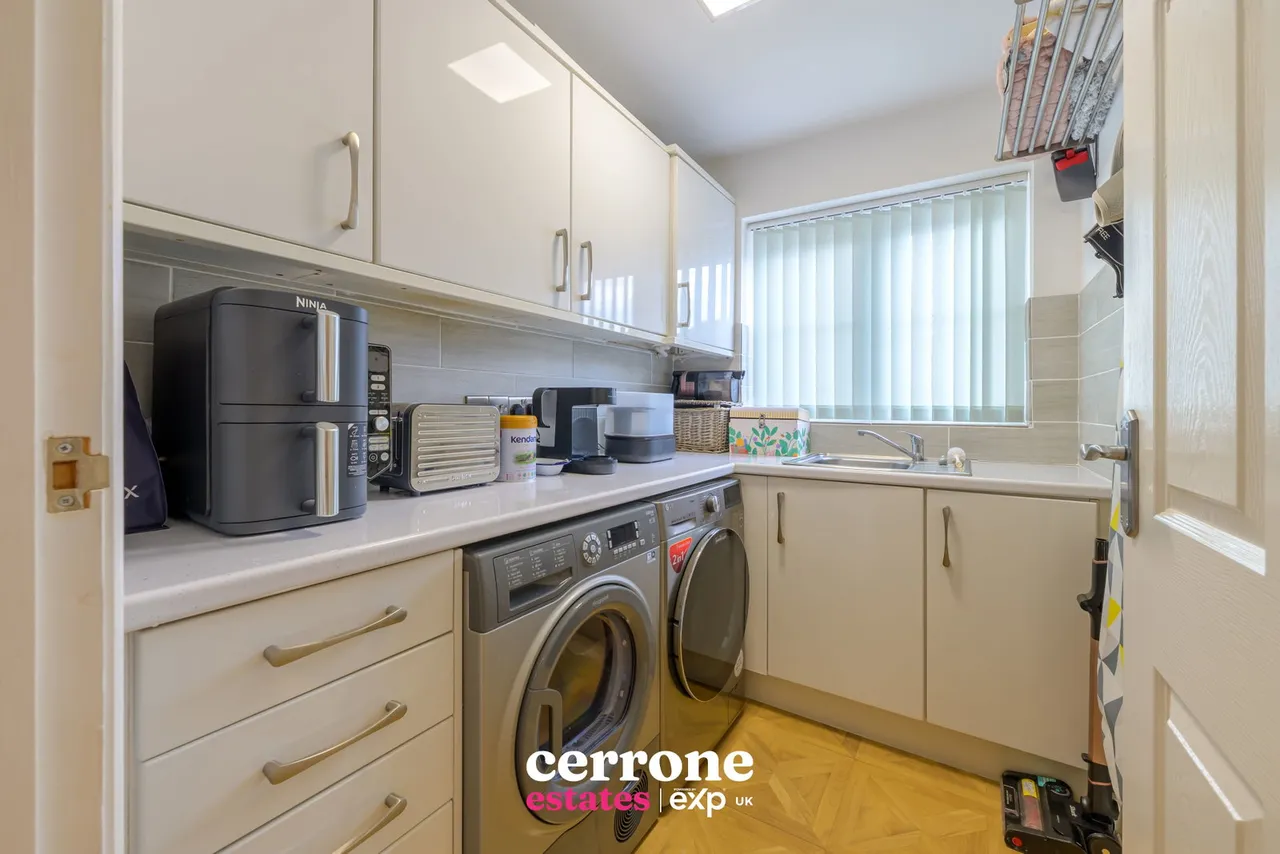 Willow Road, Bromsgrove, B61, photo 12