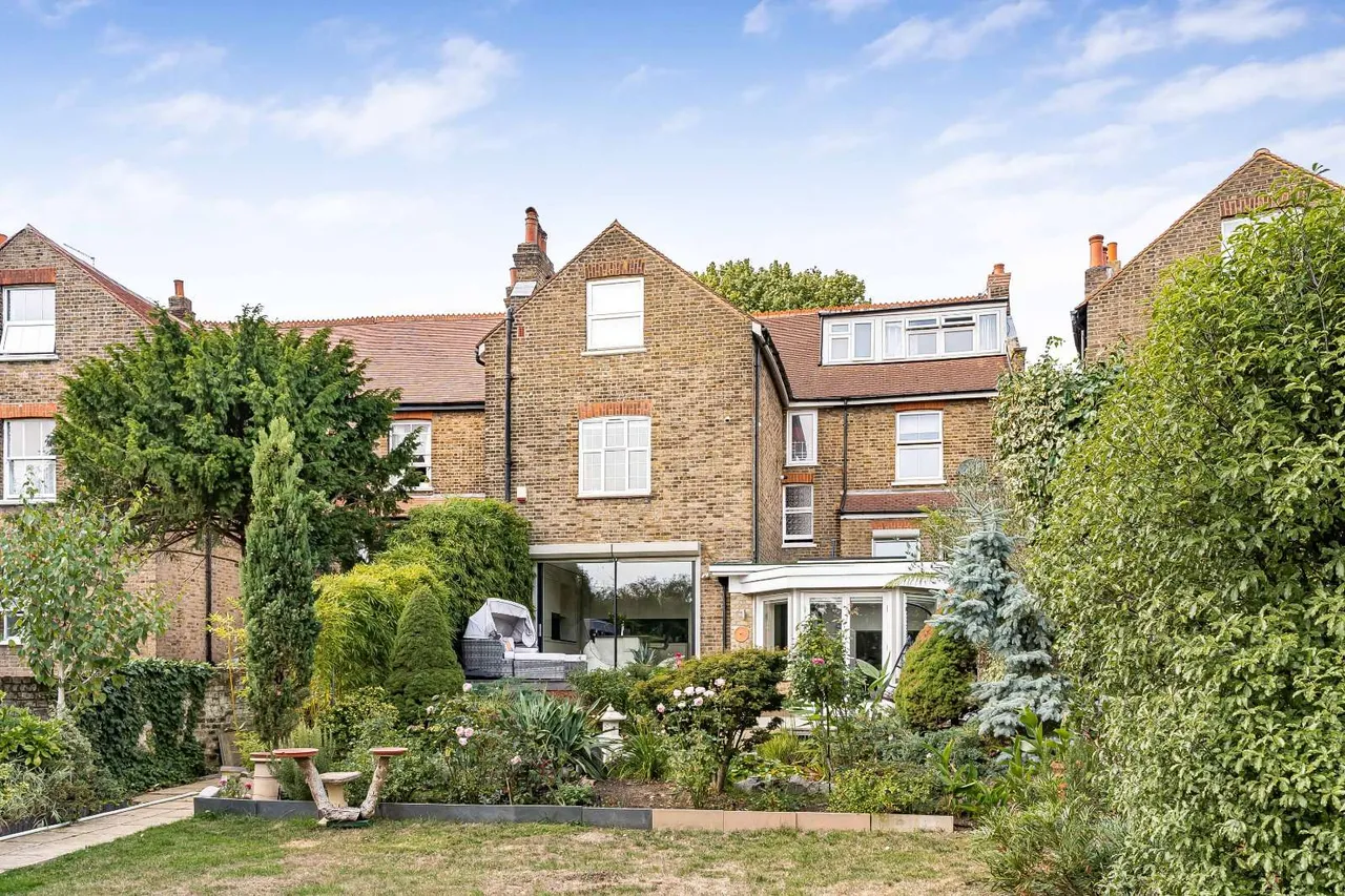 Marchwood Crescent, London, W5, photo 19