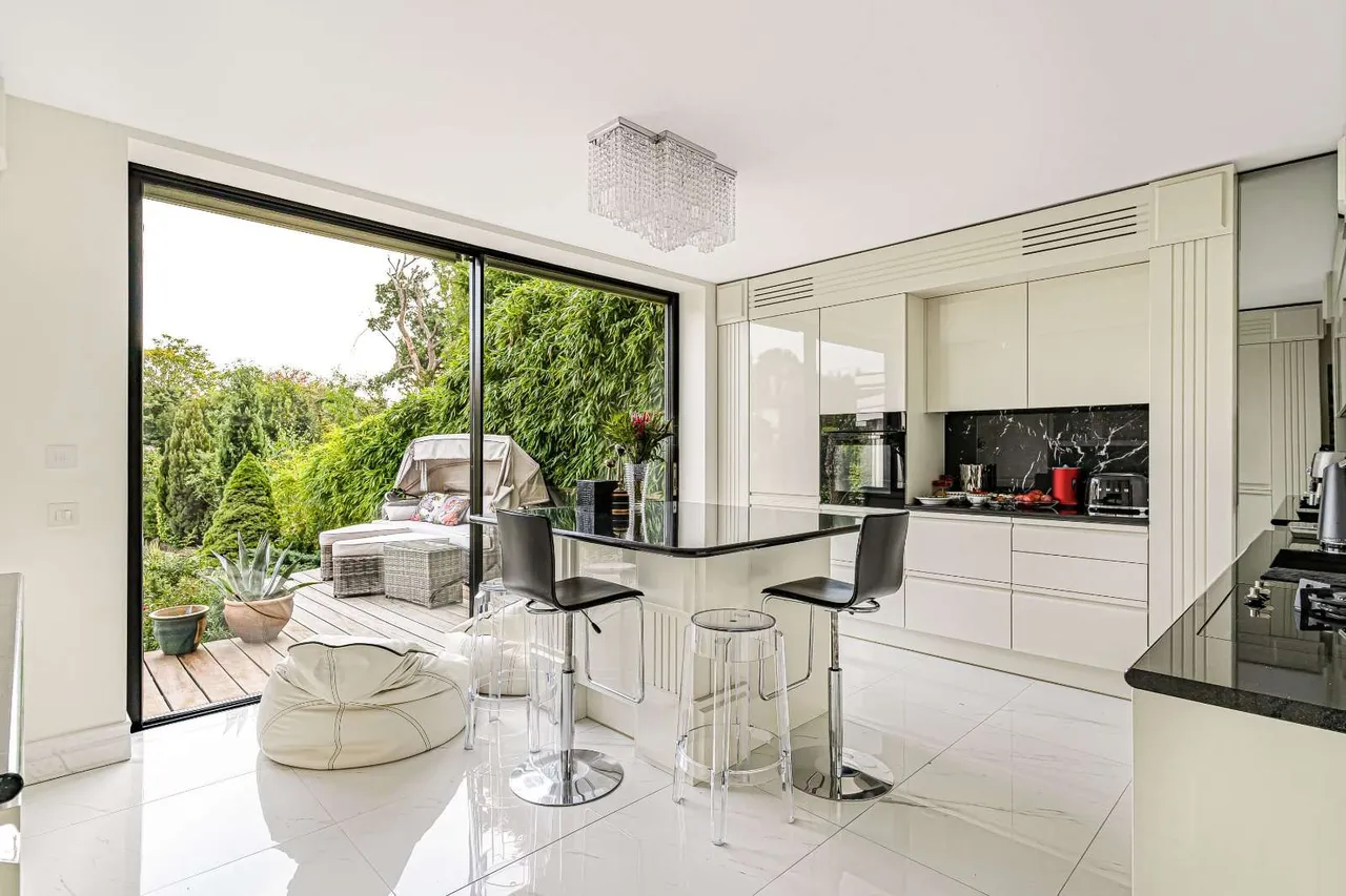 Marchwood Crescent, London, W5, photo 8