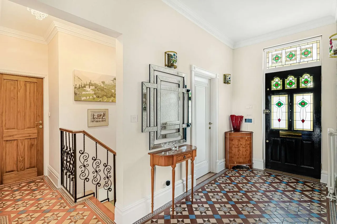 Marchwood Crescent, London, W5, photo 3