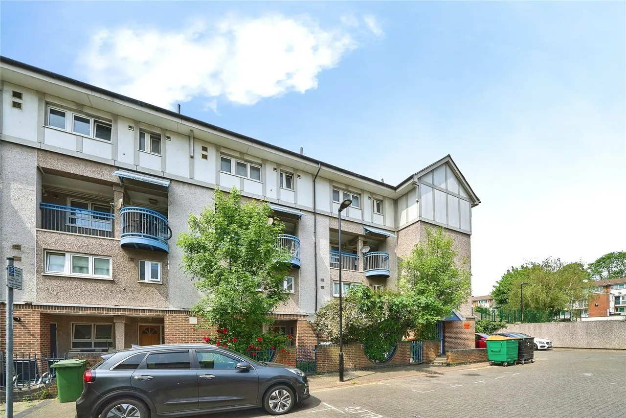 Gillman Drive, London, E15, photo 8