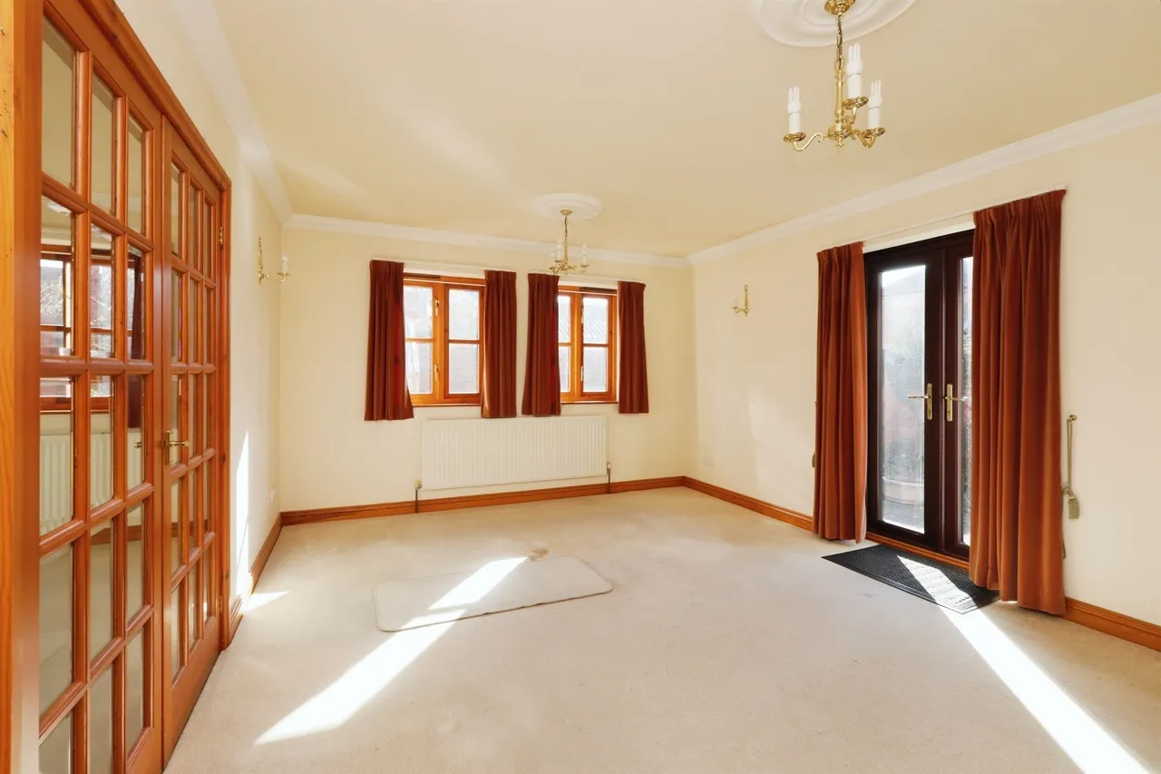 Manor Road, Scrooby, DONCASTER, photo 2