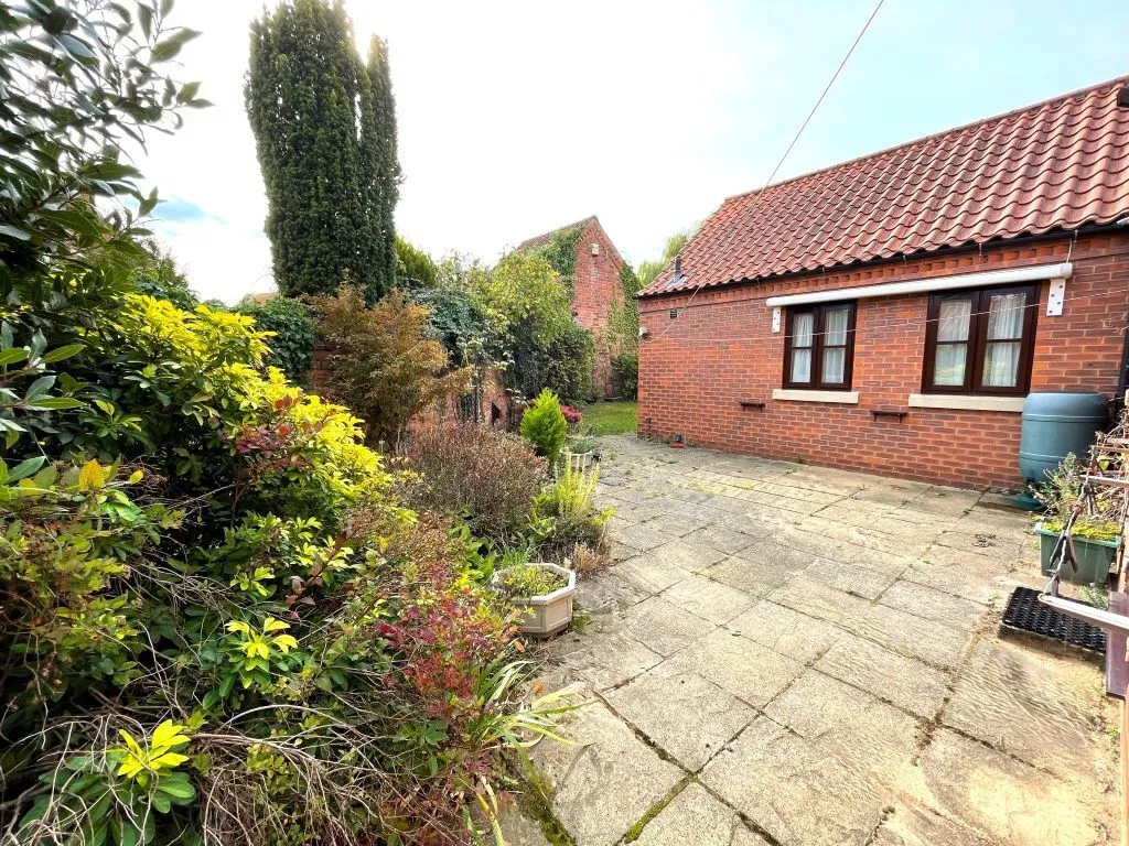 Manor Road, Scrooby, DONCASTER, photo 5