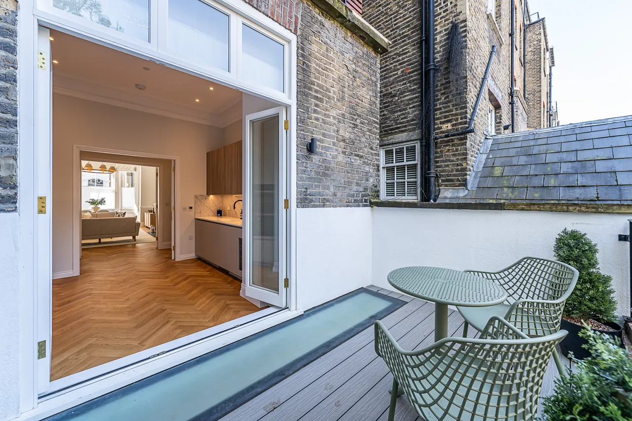 Roland Gardens, London, SW7, photo 4