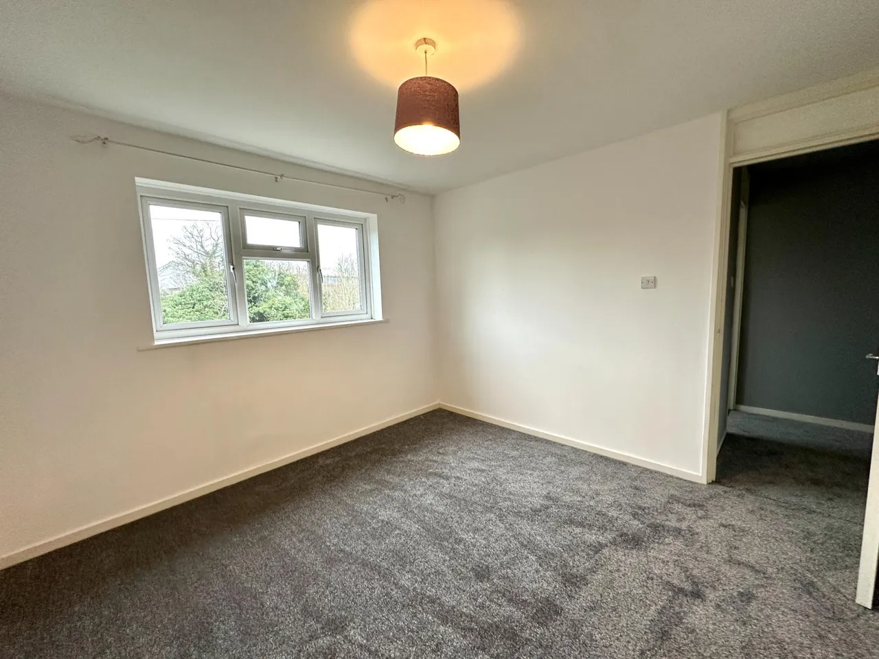 Eastney Crescent, Wolverhampton, WV8, photo 7