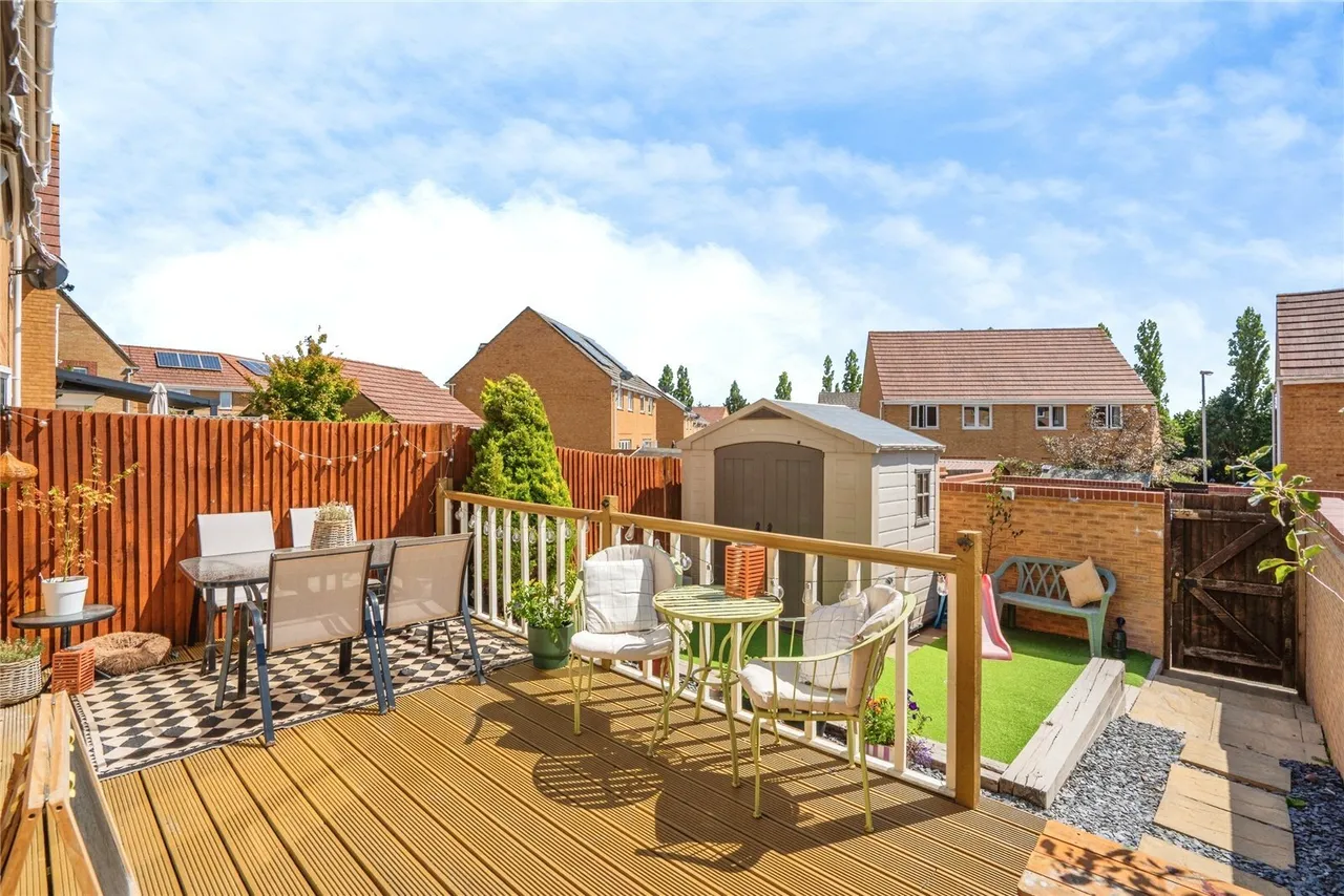 Jubilee Avenue, Portsmouth, PO6, photo 8