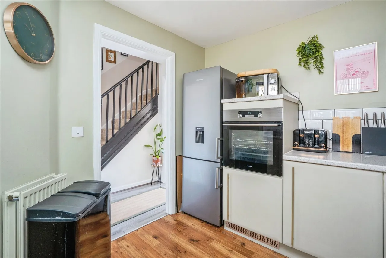 Jubilee Avenue, Portsmouth, PO6, photo 5