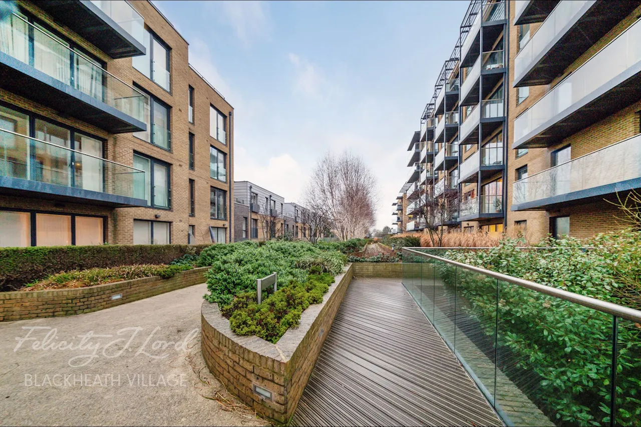 Tizzard Grove, London, SE3, photo 9