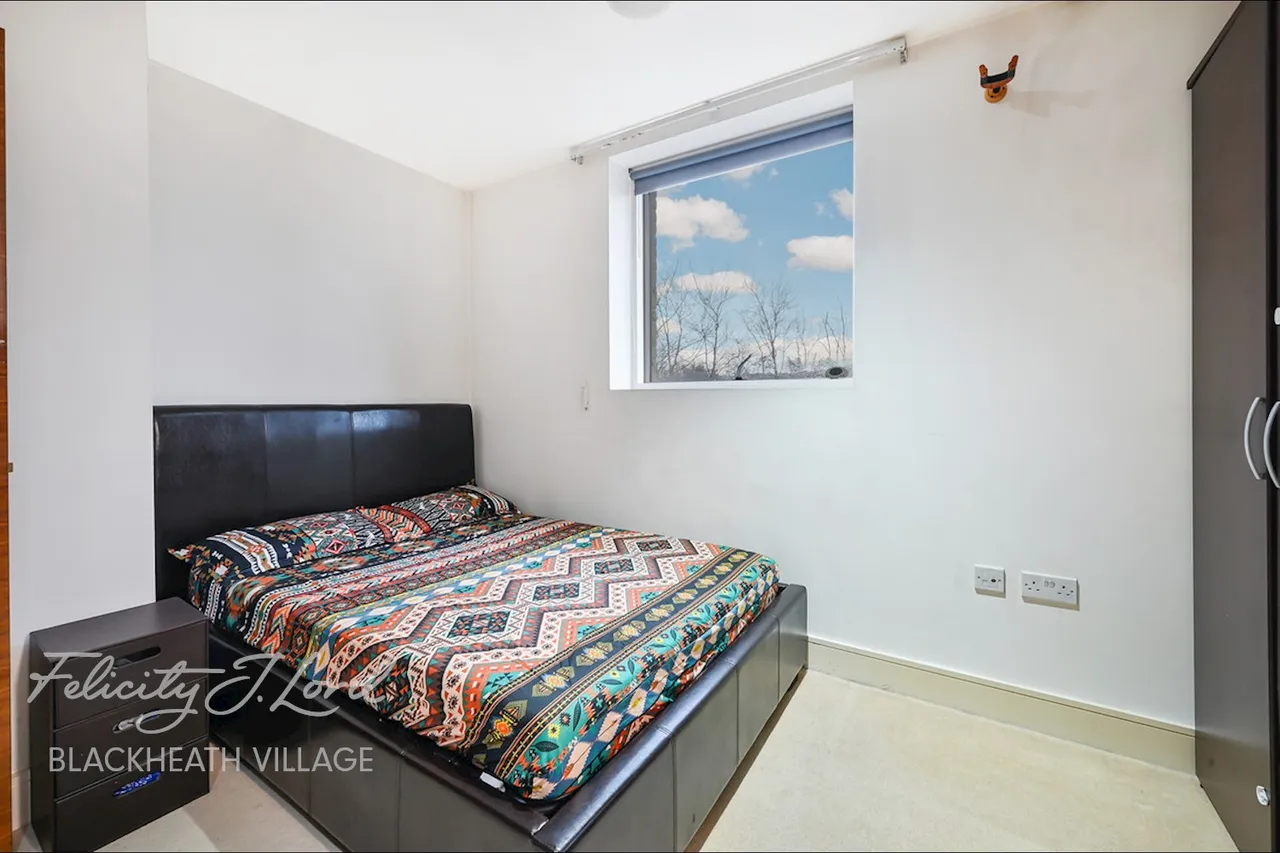 Tizzard Grove, London, SE3, photo 18