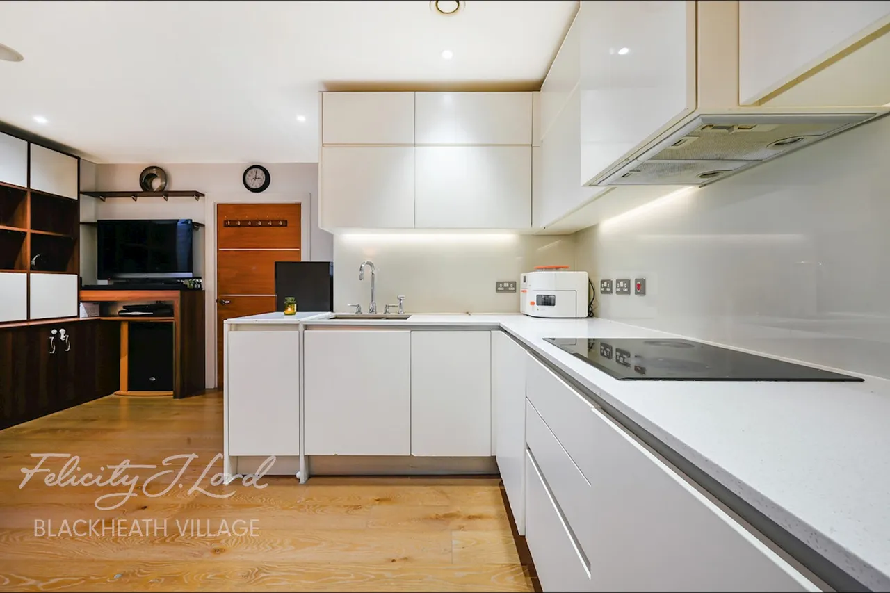 Tizzard Grove, London, SE3, photo 20