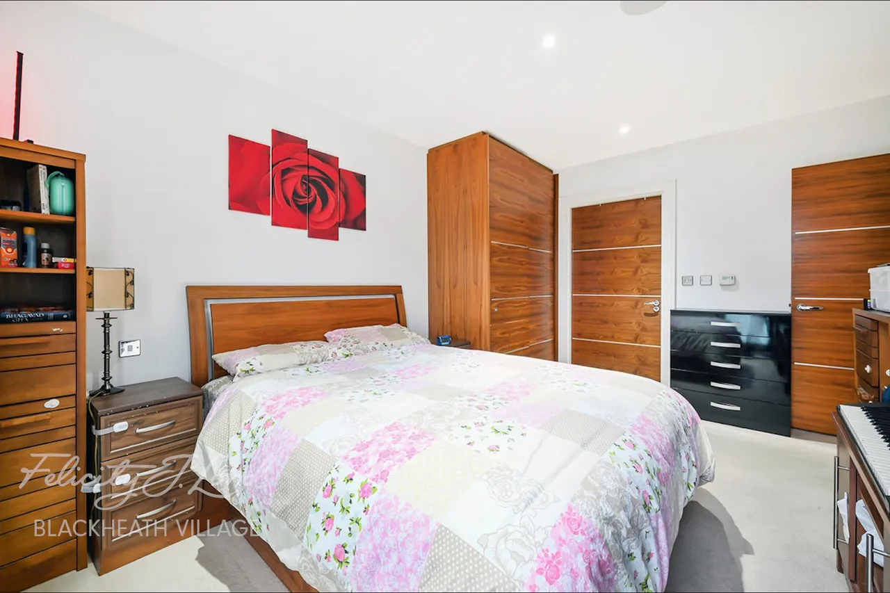Tizzard Grove, London, SE3, photo 11