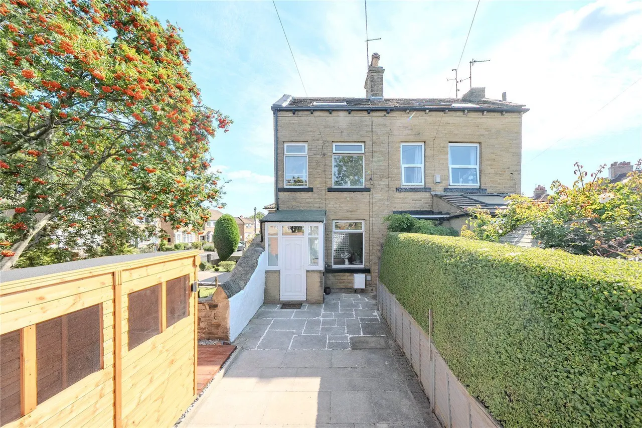 Greenside, Pudsey, LS28, photo 12