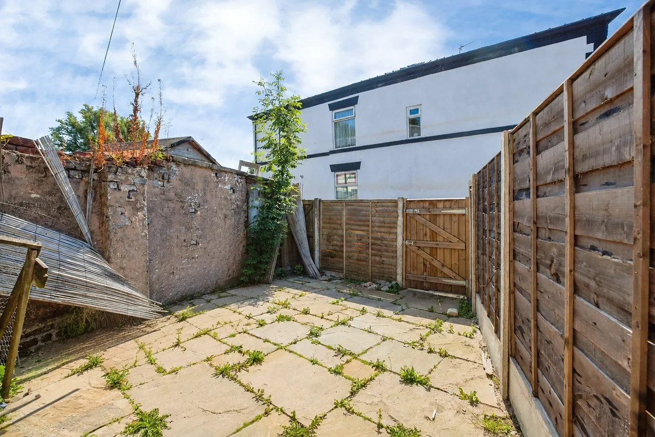 Ainsworth Road, Bury, BL8, photo 15