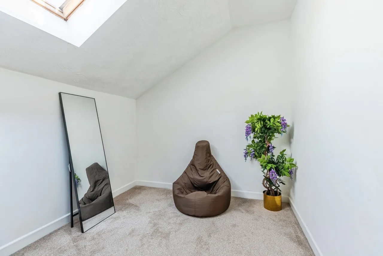 Ainsworth Road, Bury, BL8, photo 12