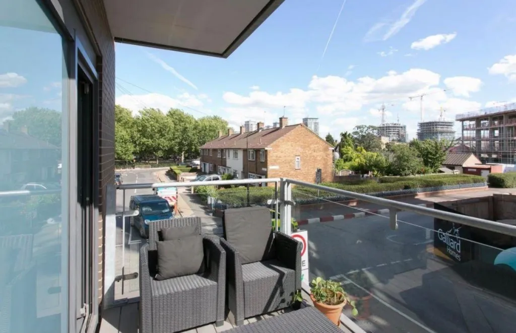 Jude Street, London, E16, photo 8