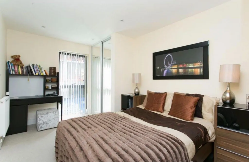 Jude Street, London, E16, photo 4