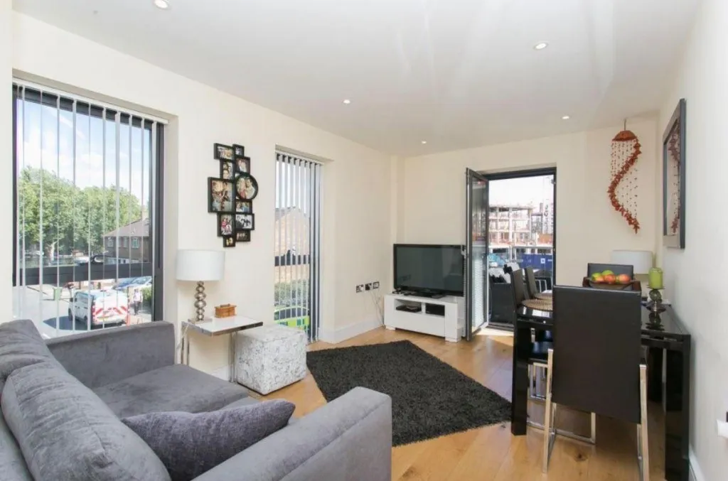 Jude Street, London, E16, photo 2