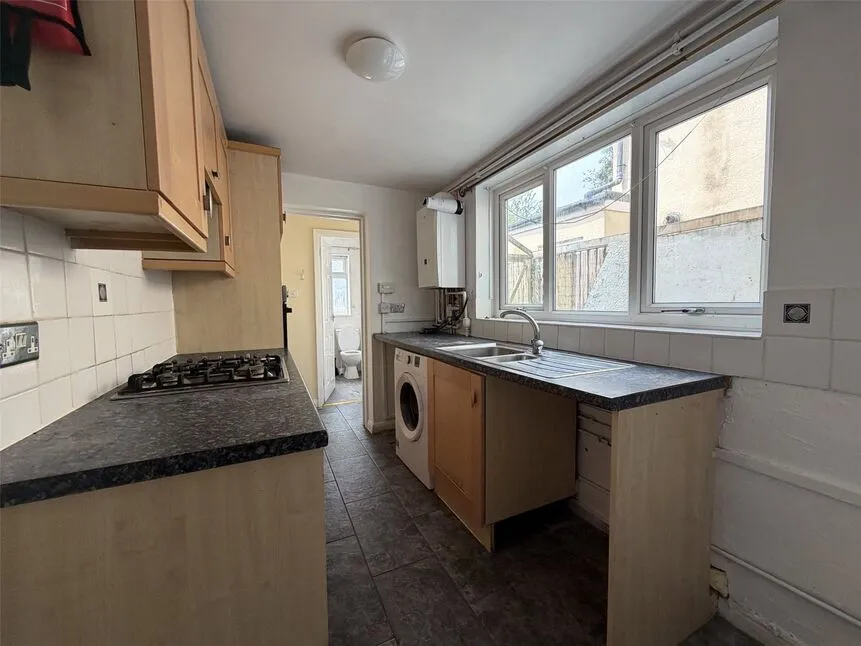West Street, Gillingham, Kent, ME7, photo 5