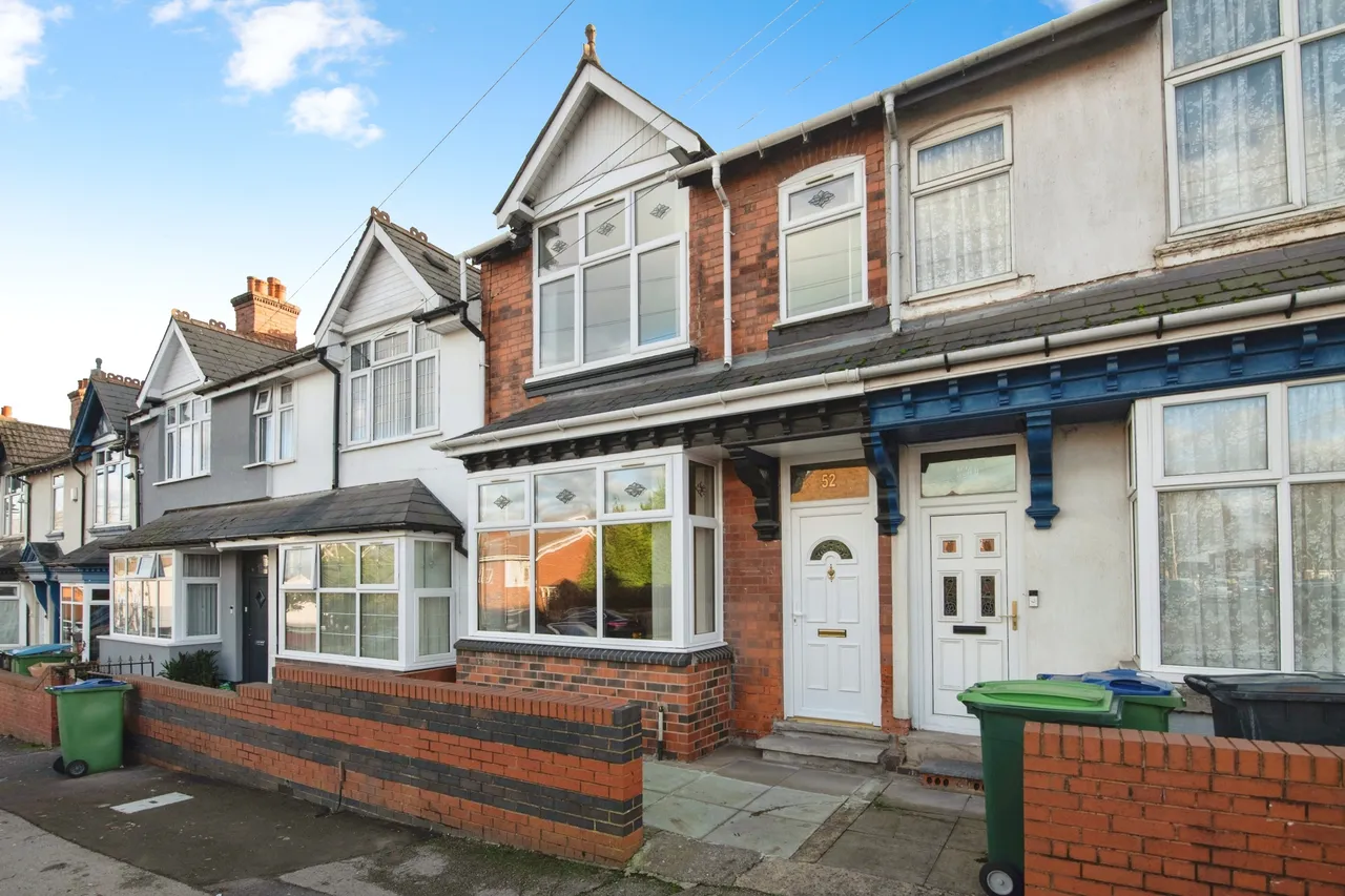 3 bed house for sale — Tividale Road, Oldbury
