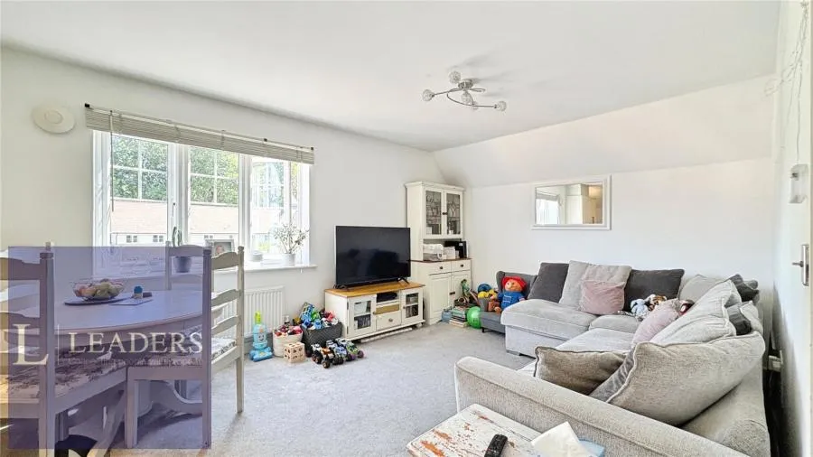 Hogarth Court, Sible Hedingham, CO9, photo 4