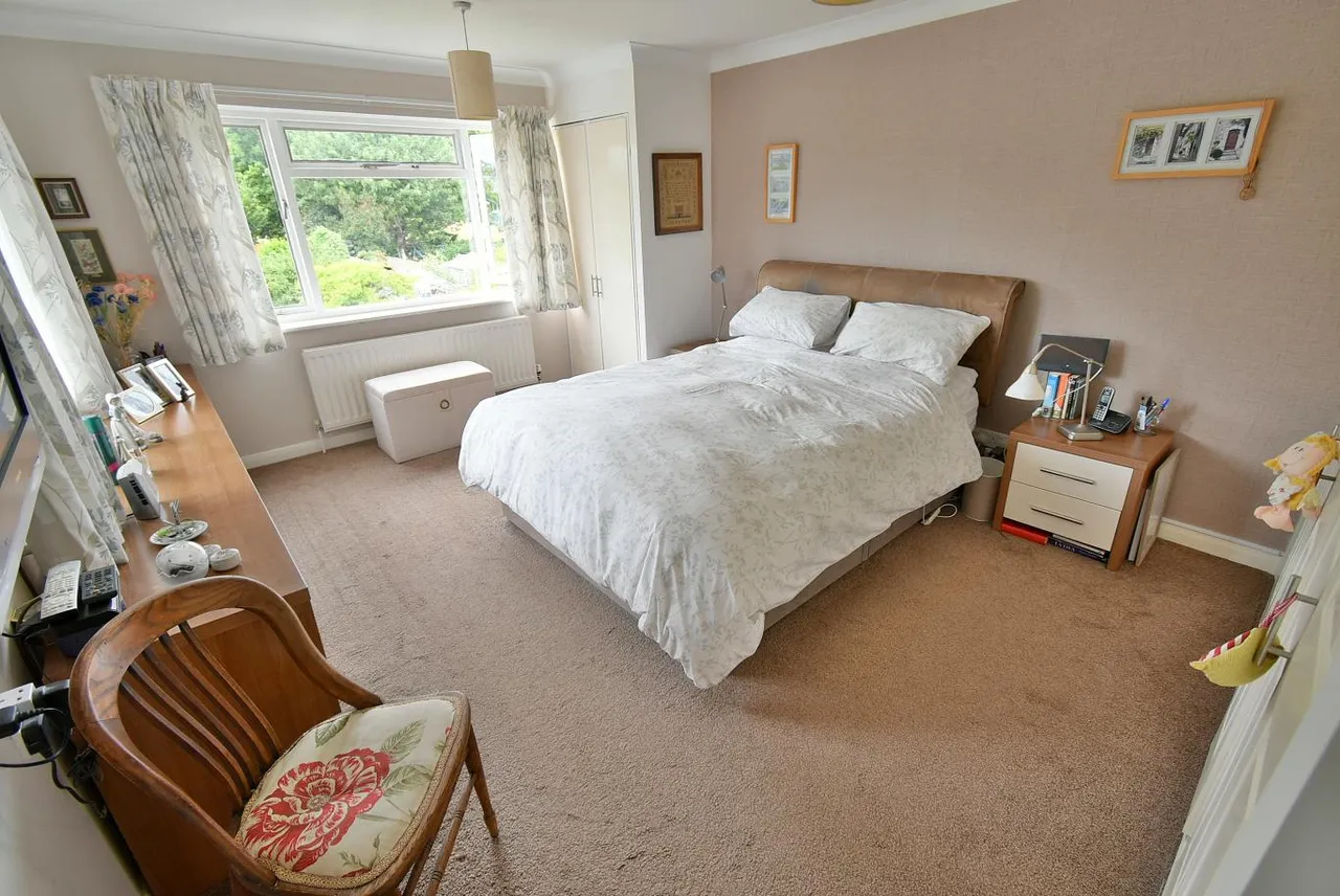 New Road, BH22, photo 14