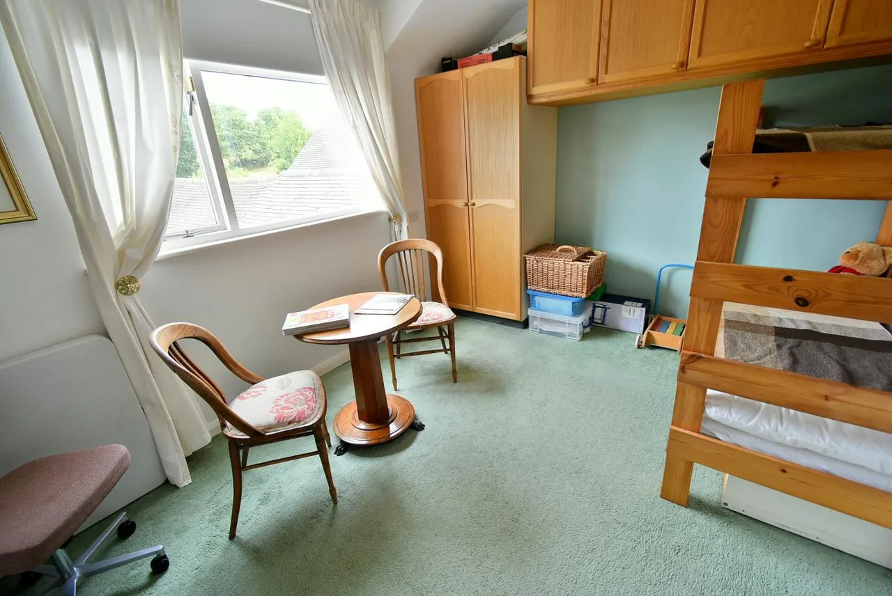 New Road, BH22, photo 17