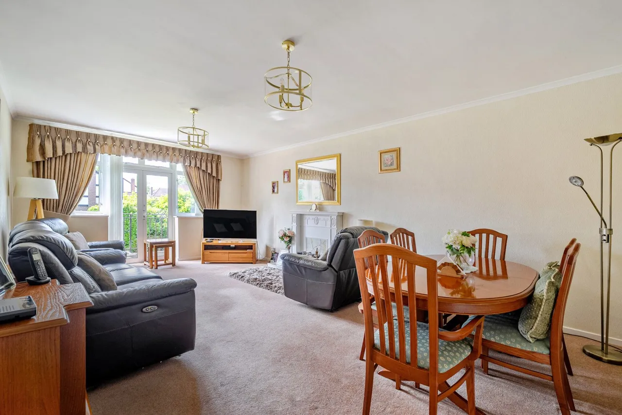 Longlands Road, DA15, photo 2