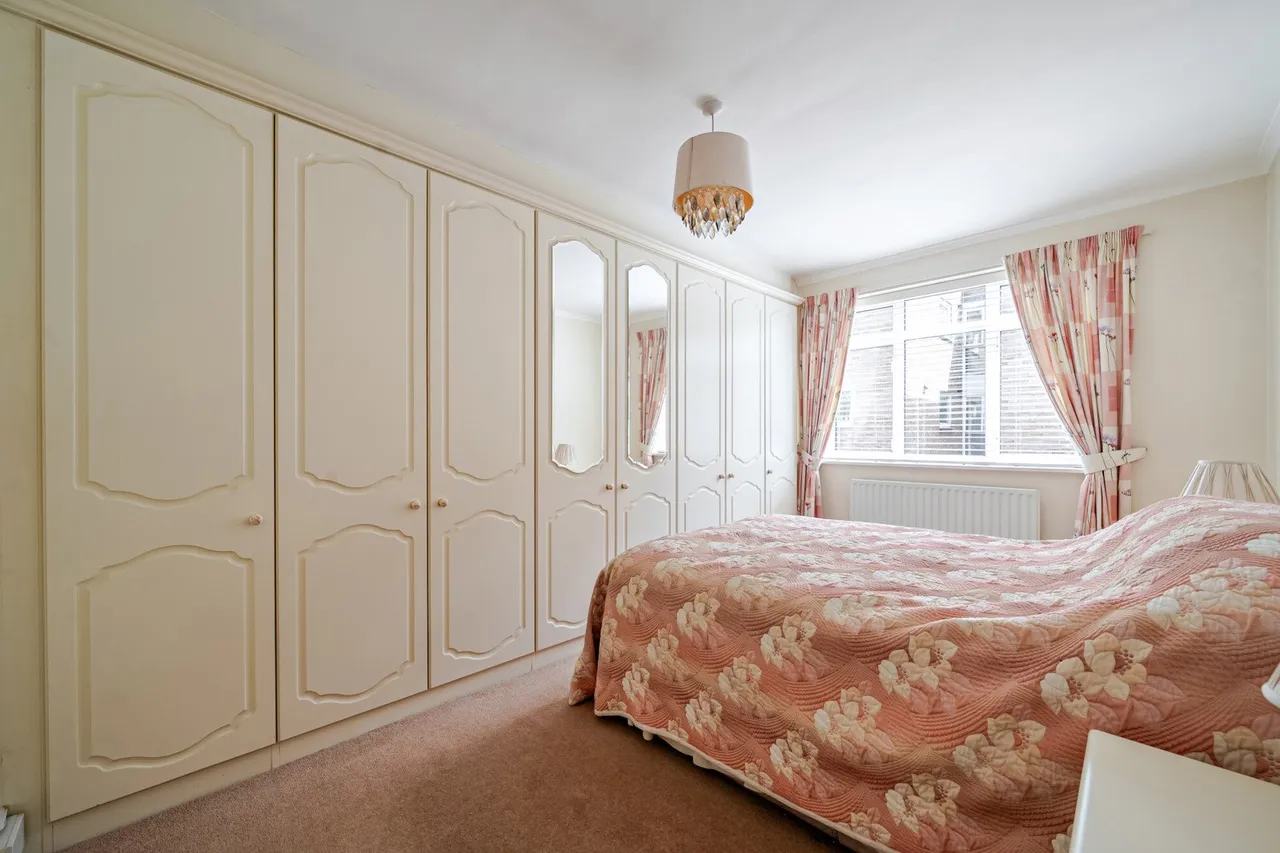Longlands Road, DA15, photo 5