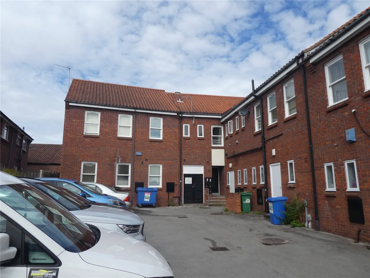 2 bed flat to rent, Prestongate, Hessle, HU13
