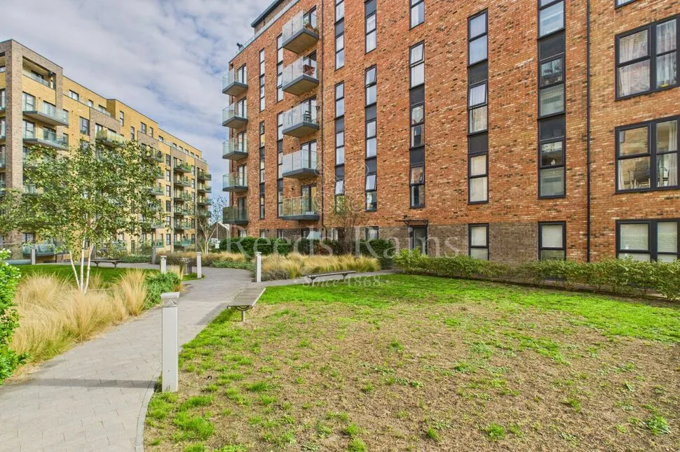 William Mundy Way, Dartford, Kent, DA1, photo 9