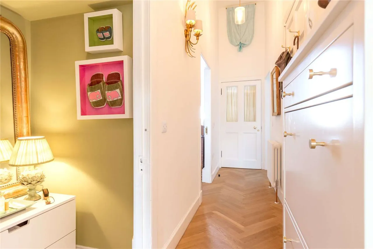 Drummond Place, New Town, EH3, photo 16