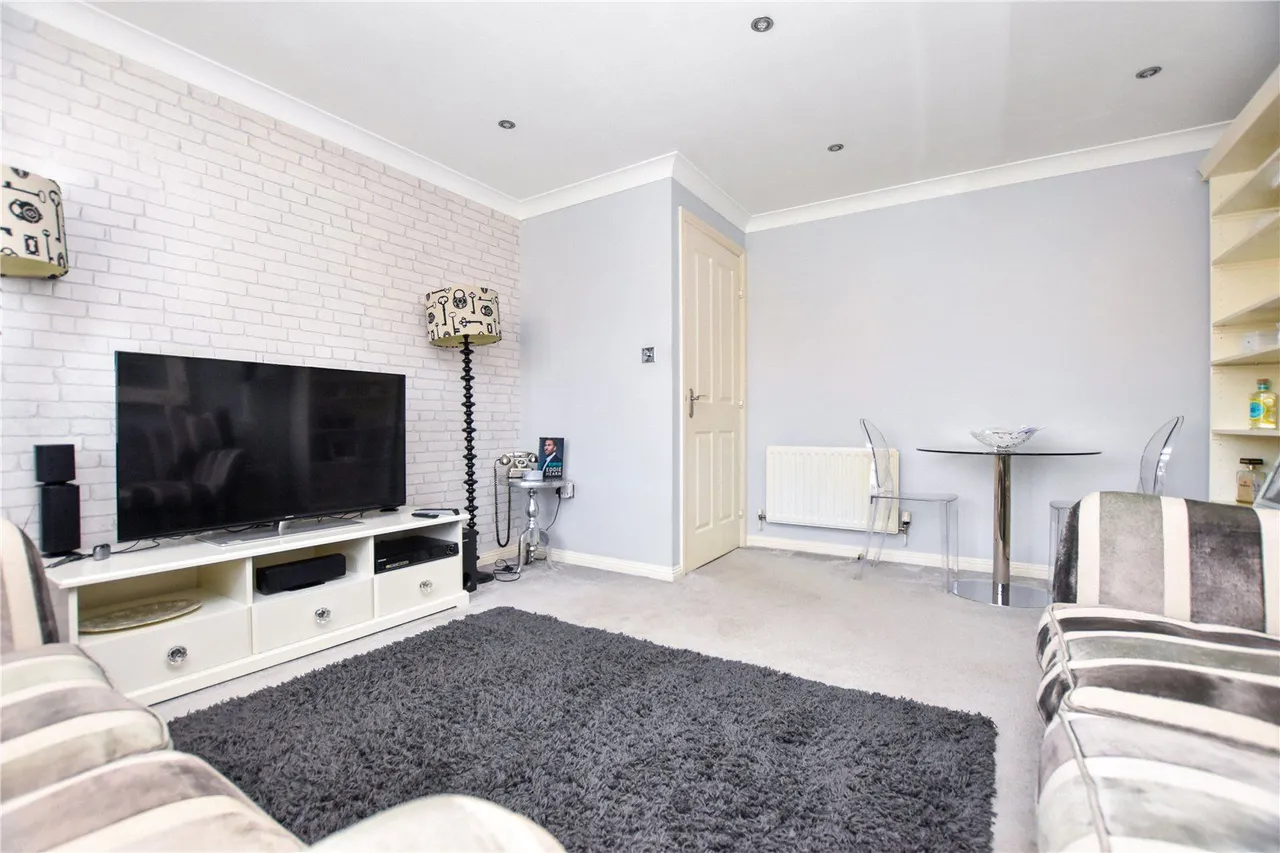 Turnberry Gardens, Tingley, WF3, photo 11
