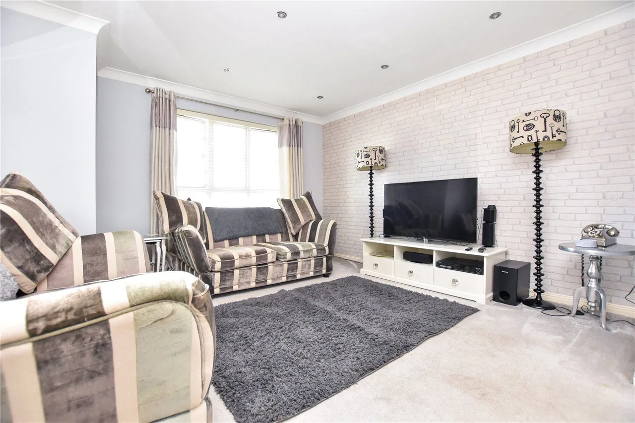 Turnberry Gardens, Tingley, WF3, photo 10